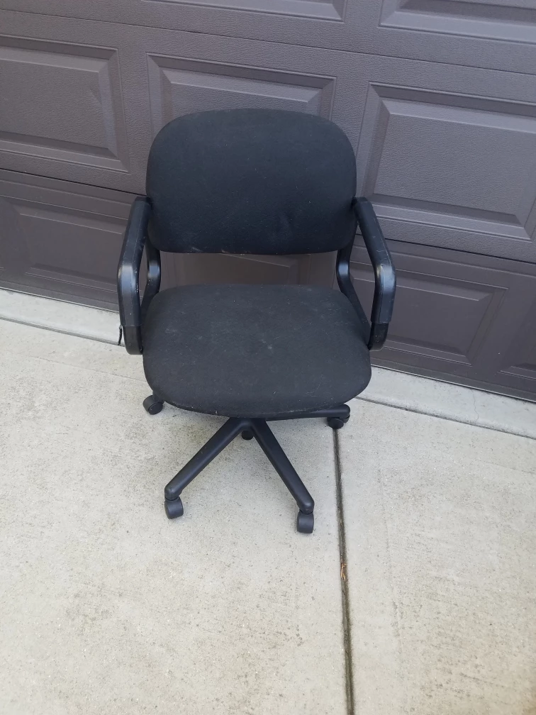 HON Black Office Chair with Wheels