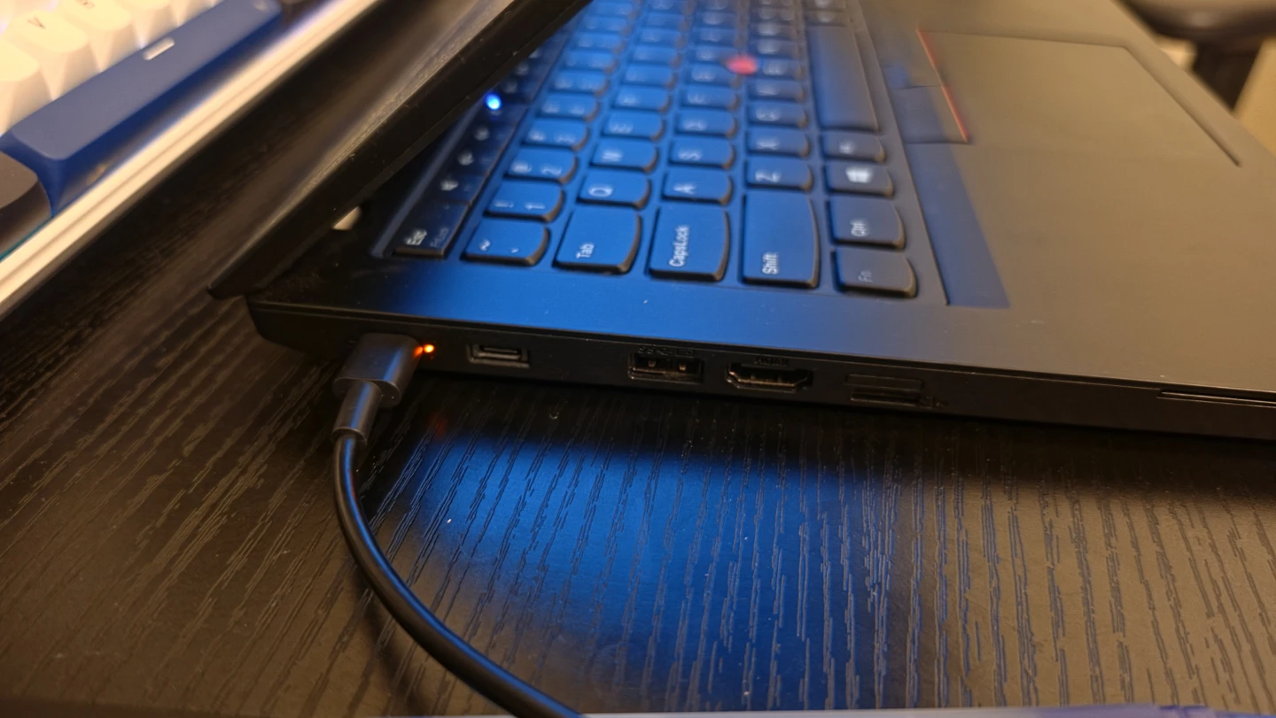 Lenovo ThinkPad Laptop - photo 3