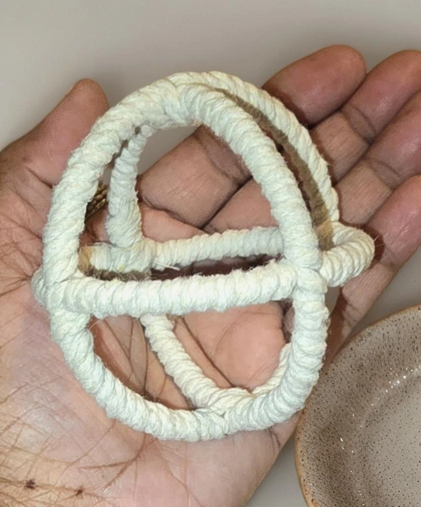 🥕White Rope Knot Decor