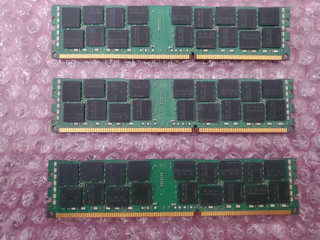 Three Samsung DDR3 ECC RAM 48GB (3x 16GB) 1600Mhz - photo 2