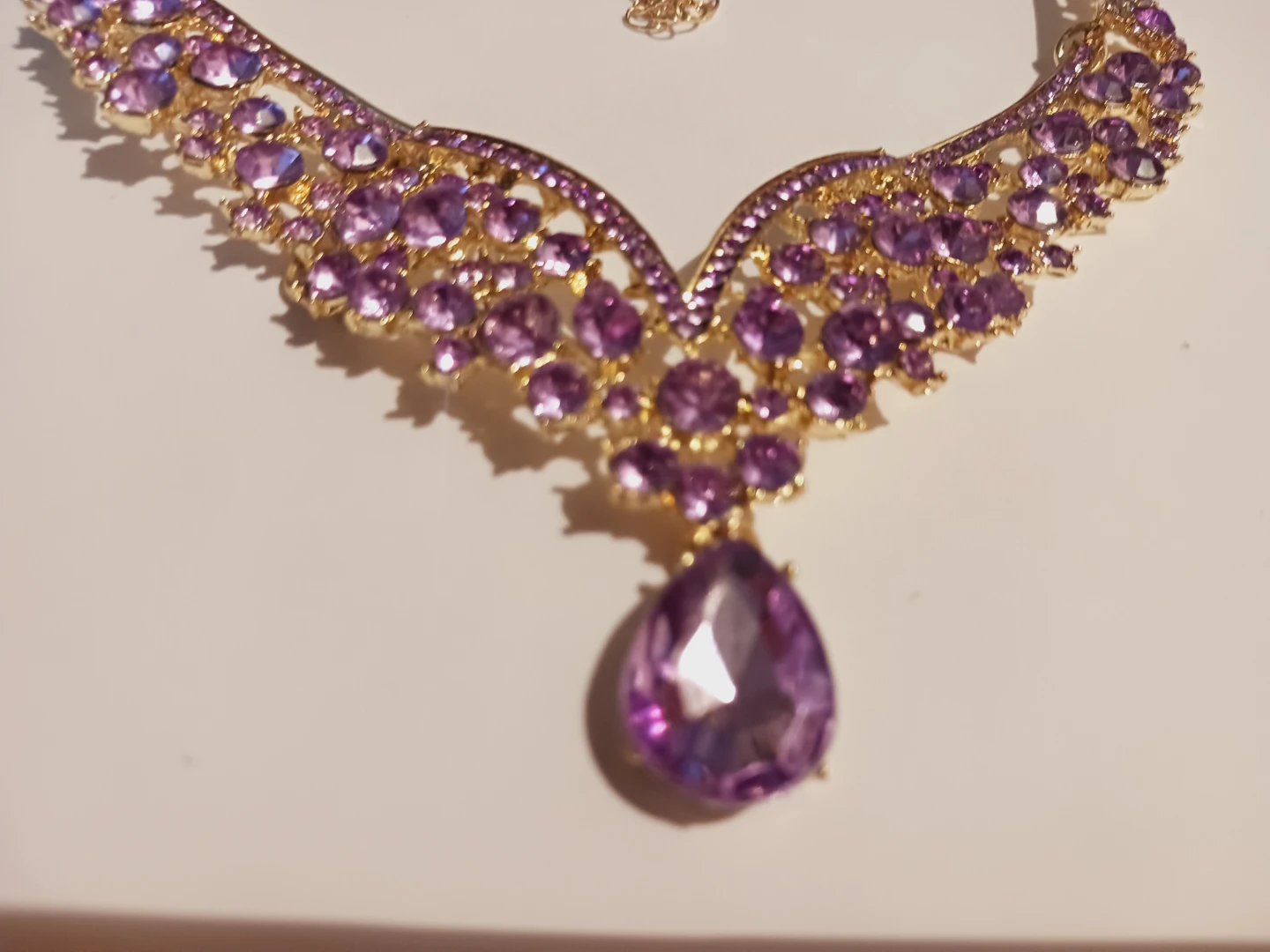 Gorgeous Light Purple Lilac Stones Statement Necklace - photo 2