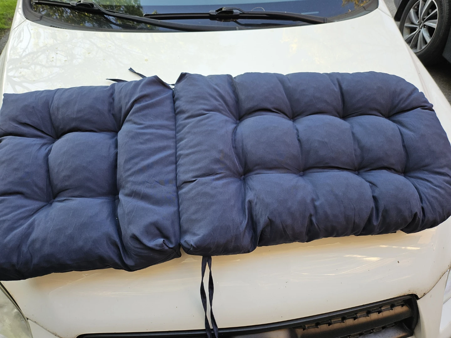 2 x Navy Blue Tufted chair Cushion