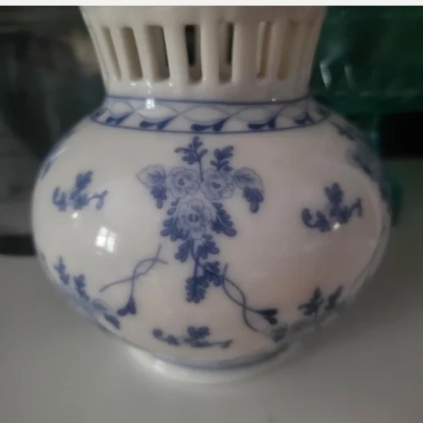 Rose Brocade Fine Porcelain Vase by Skye McCkie - photo 2