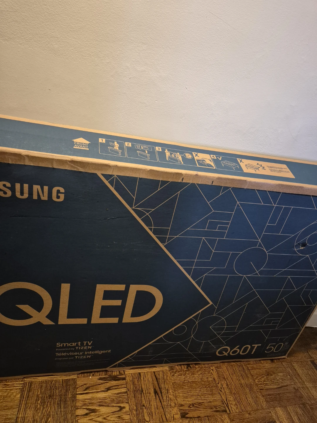 Samsung QLED Q60T 50" Smart TV with faulty screen