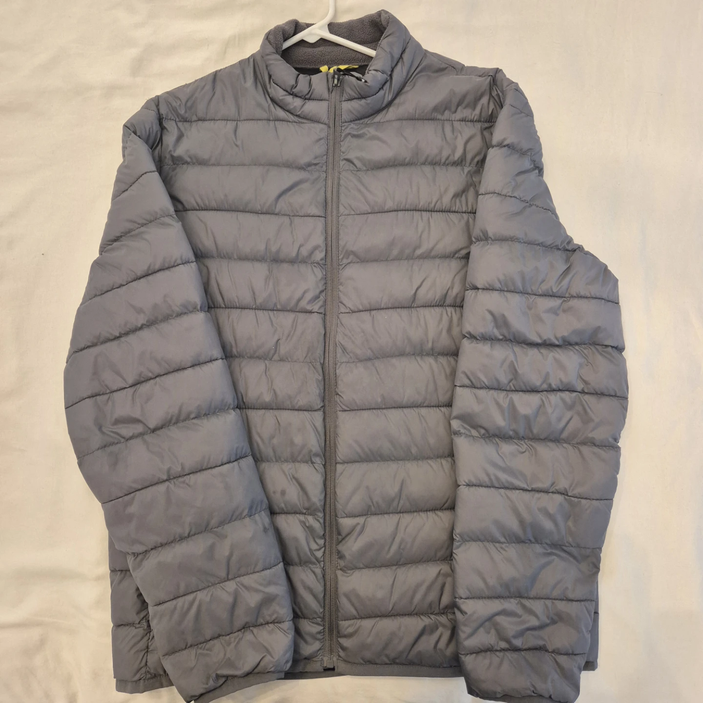 Old Navy Gray Puffer Jacket Size M