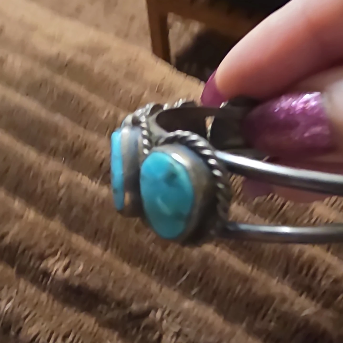 Antique Navajo turquoise and sterling silver cuff bracelet - photo 4
