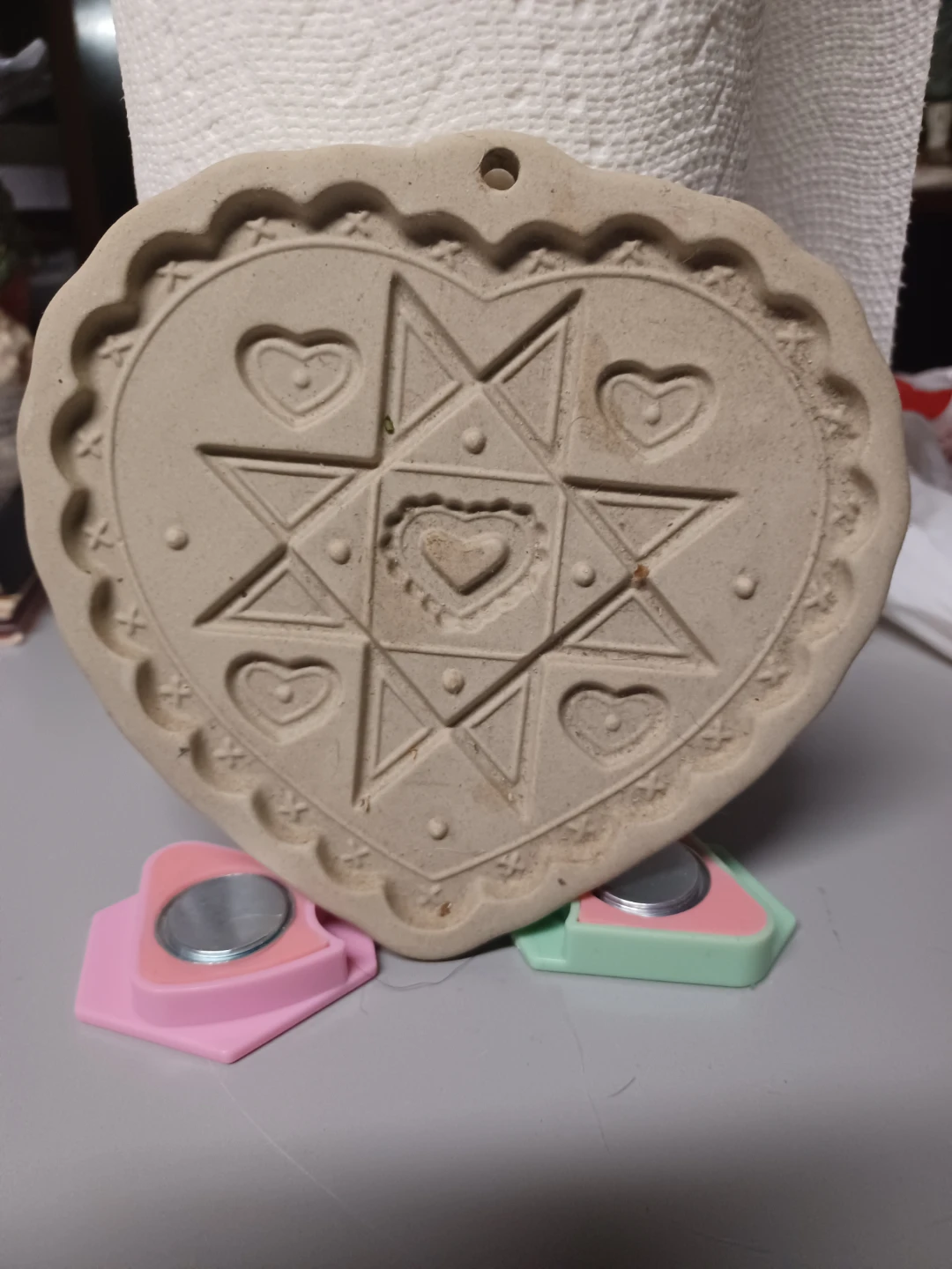 Set of 6 Pampered Chef Clay Cookie Molds - photo 2