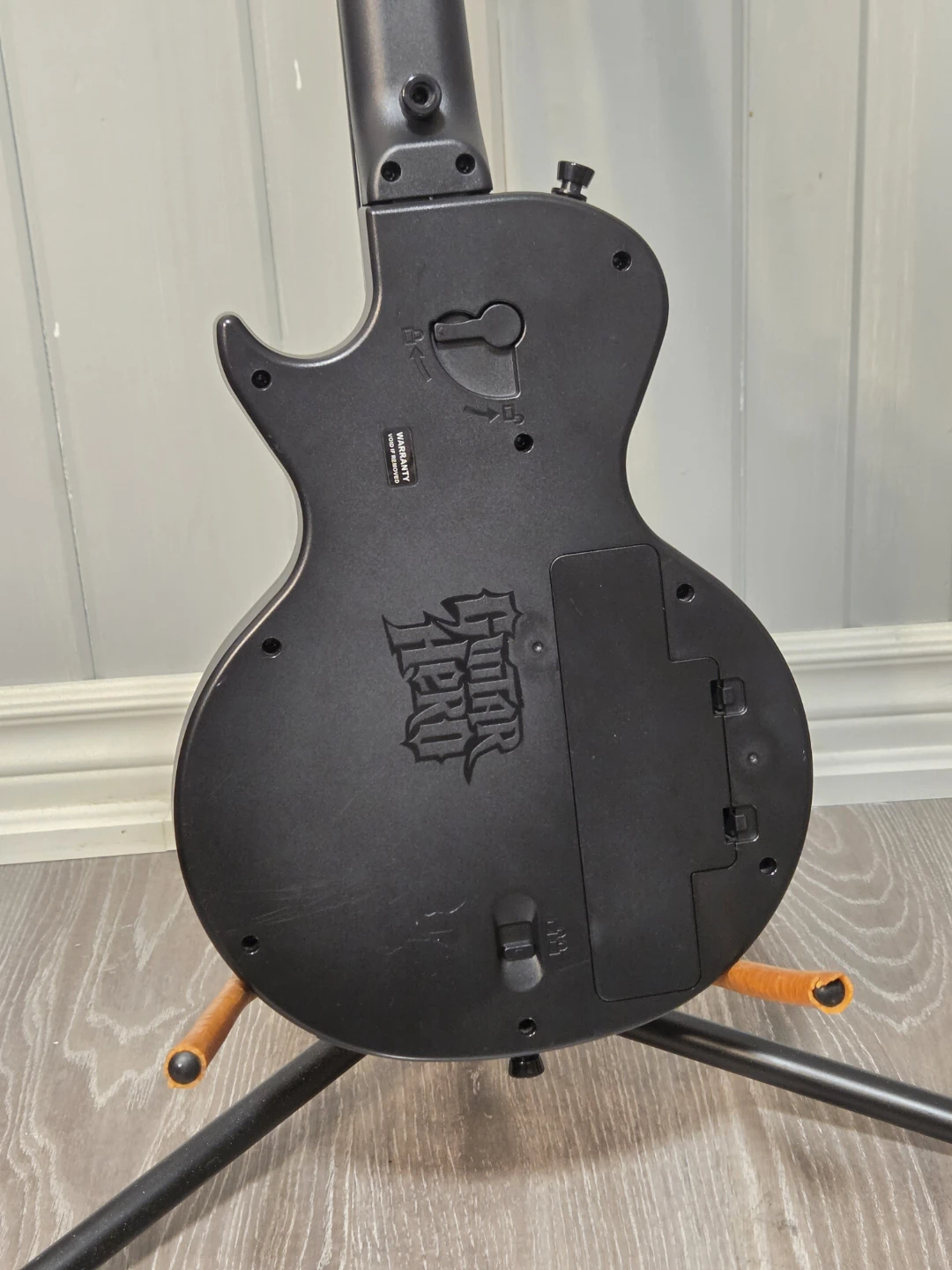 Gibson Guitar Hero Wii Controller - photo 5