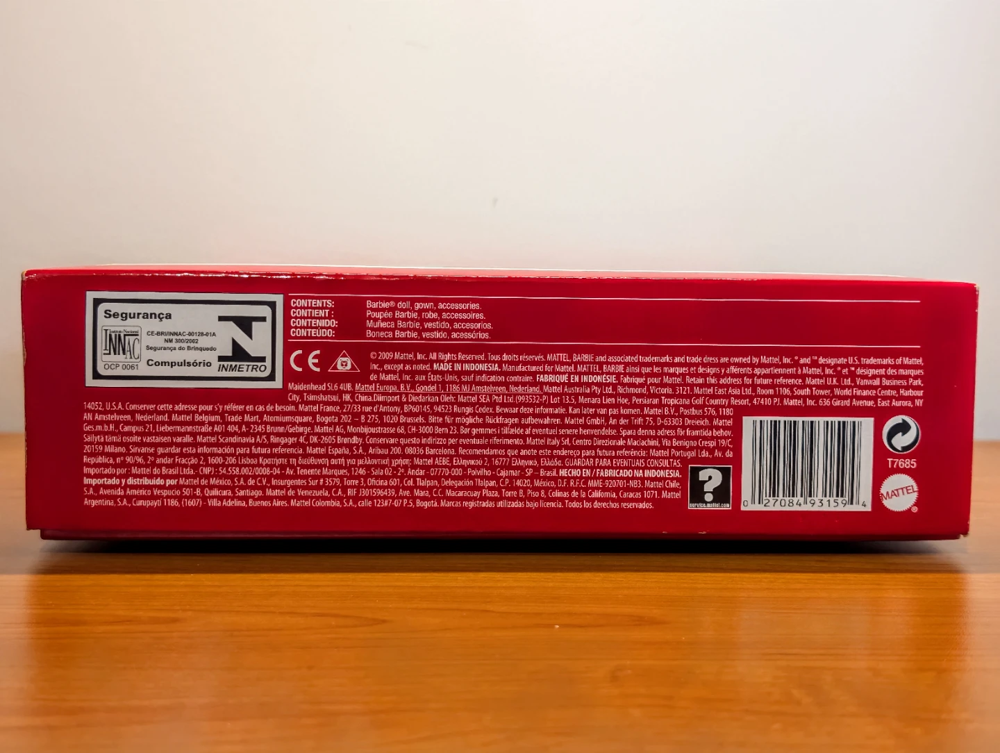 2010 Holiday Barbie - New in Box - photo 3
