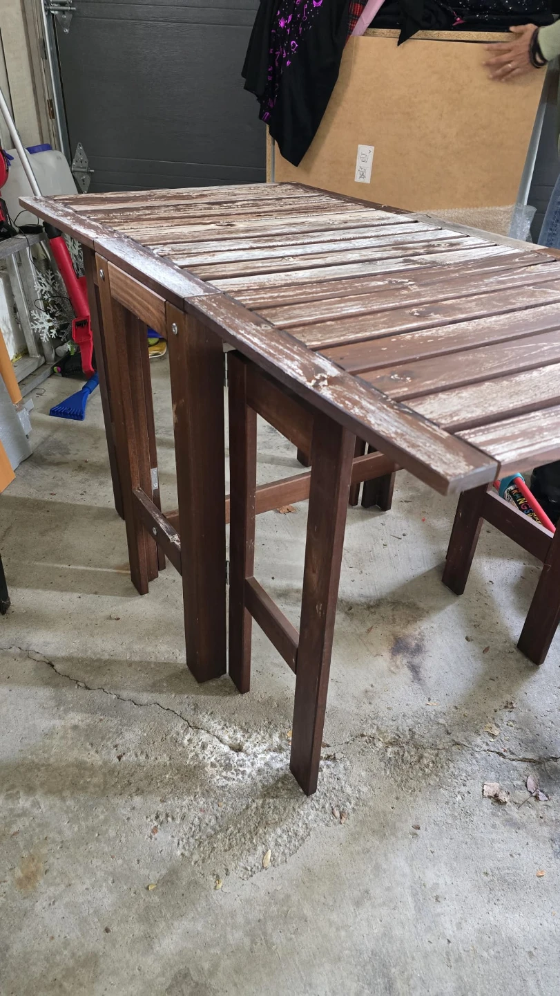 Foldable Wooden Outdoor Table