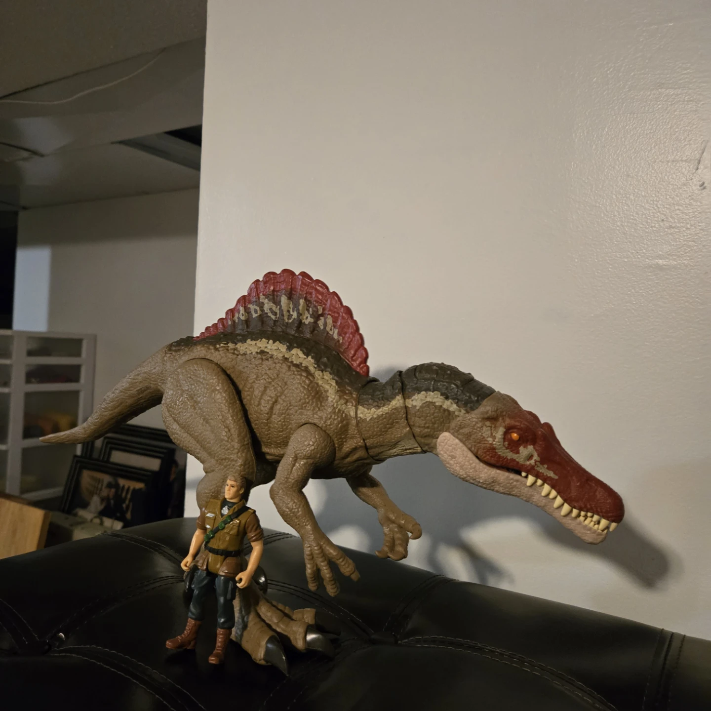 Jurassic World Spinosaurus Dinosaur Toy with Figure