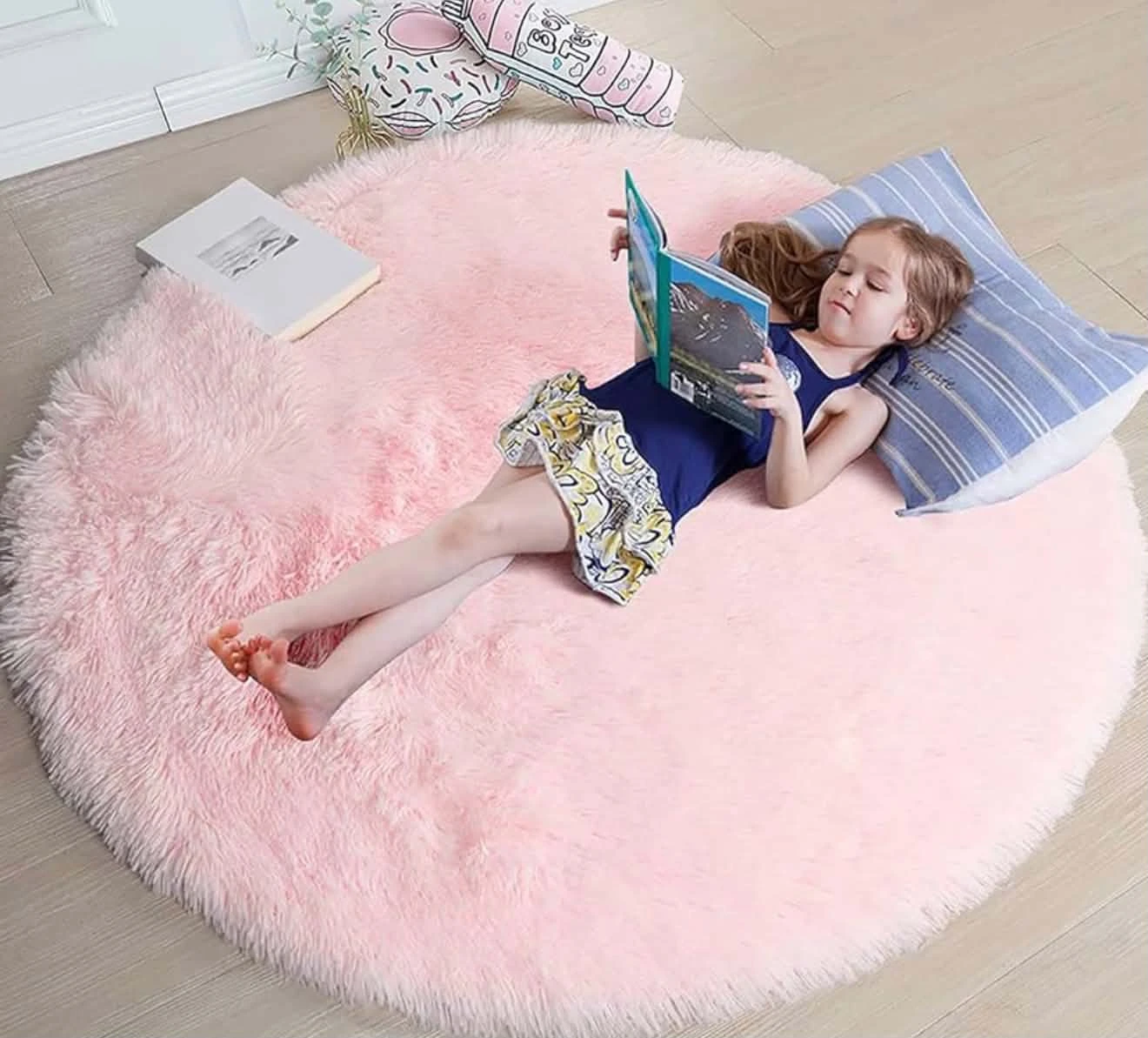 Fluffy Round Pink Area Rug 4x4 ft - photo 3