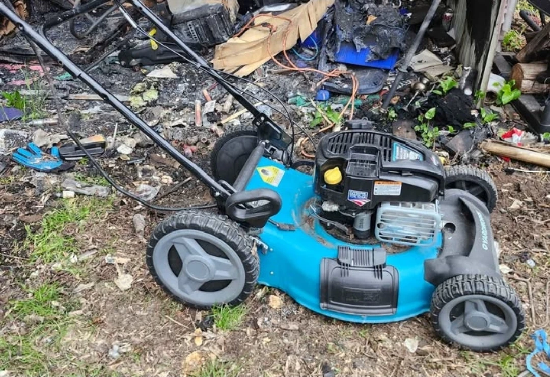 Yardworks 3-in-1 163cc Gas Engine RWD Lawn Mower, 22-in - photo 2