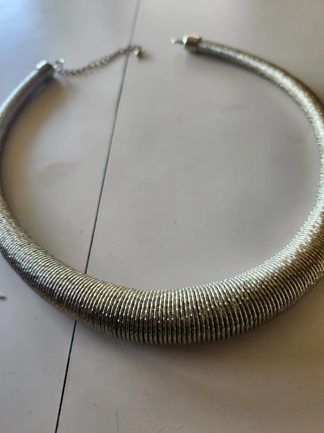 Silver Tone Coil Choker Necklace - photo 2