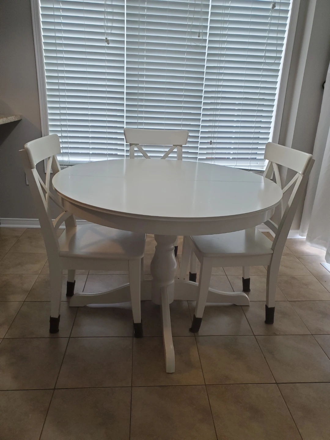 White Round Dining Table Set with 3 Chairs