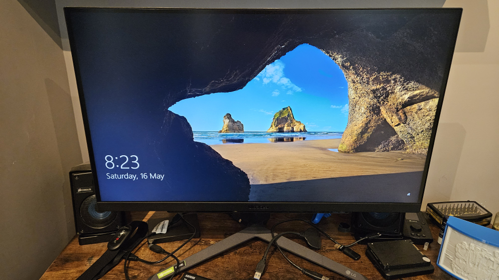 LG UltraGear 27GR75Q-B 27" QHD Gaming Monitor