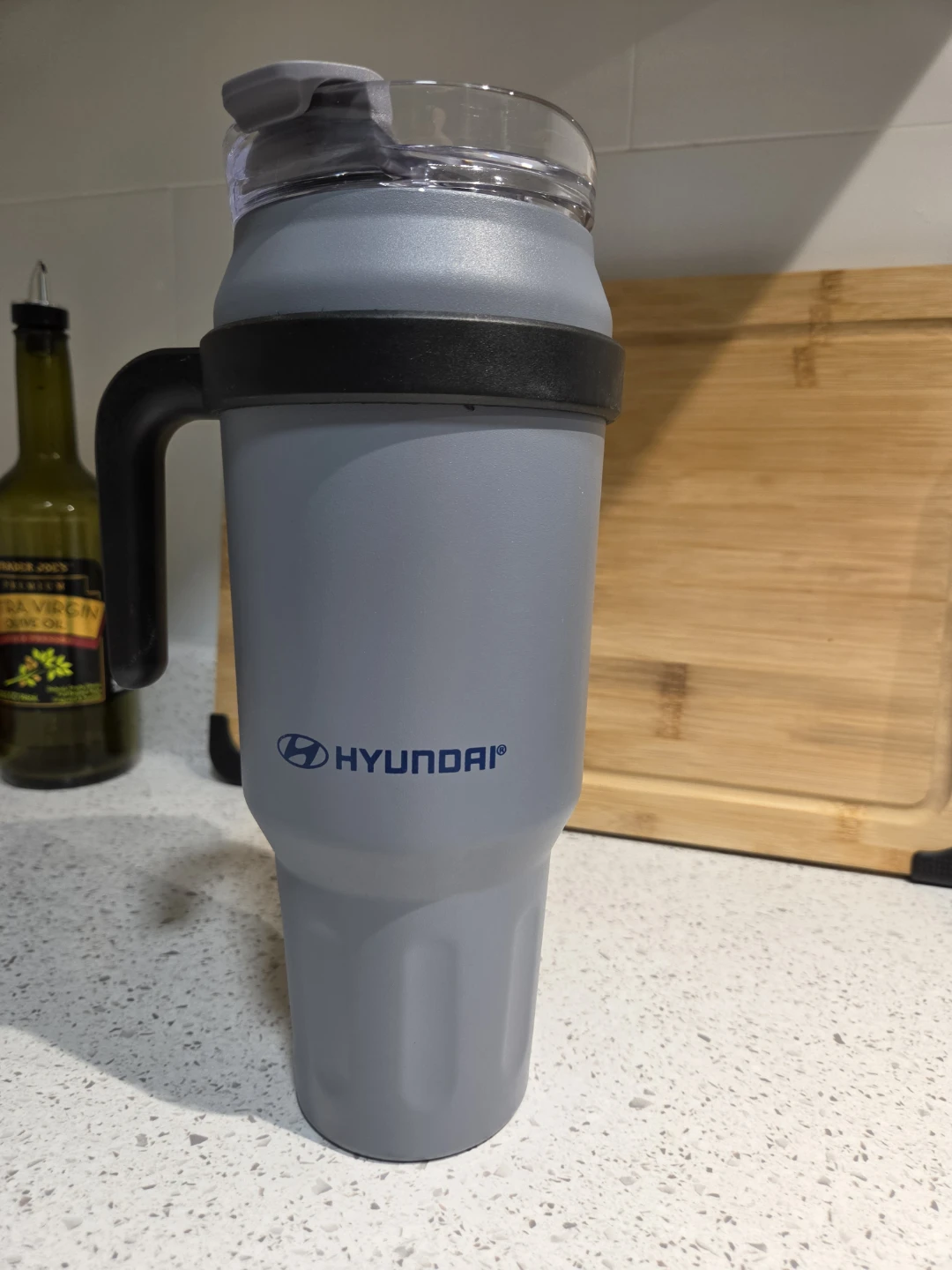 Hyundai Travel Tumbler with Handle