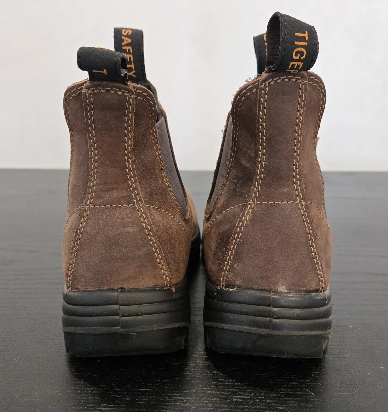 Tiger Safety Boots - Brown - Size 9 - photo 3