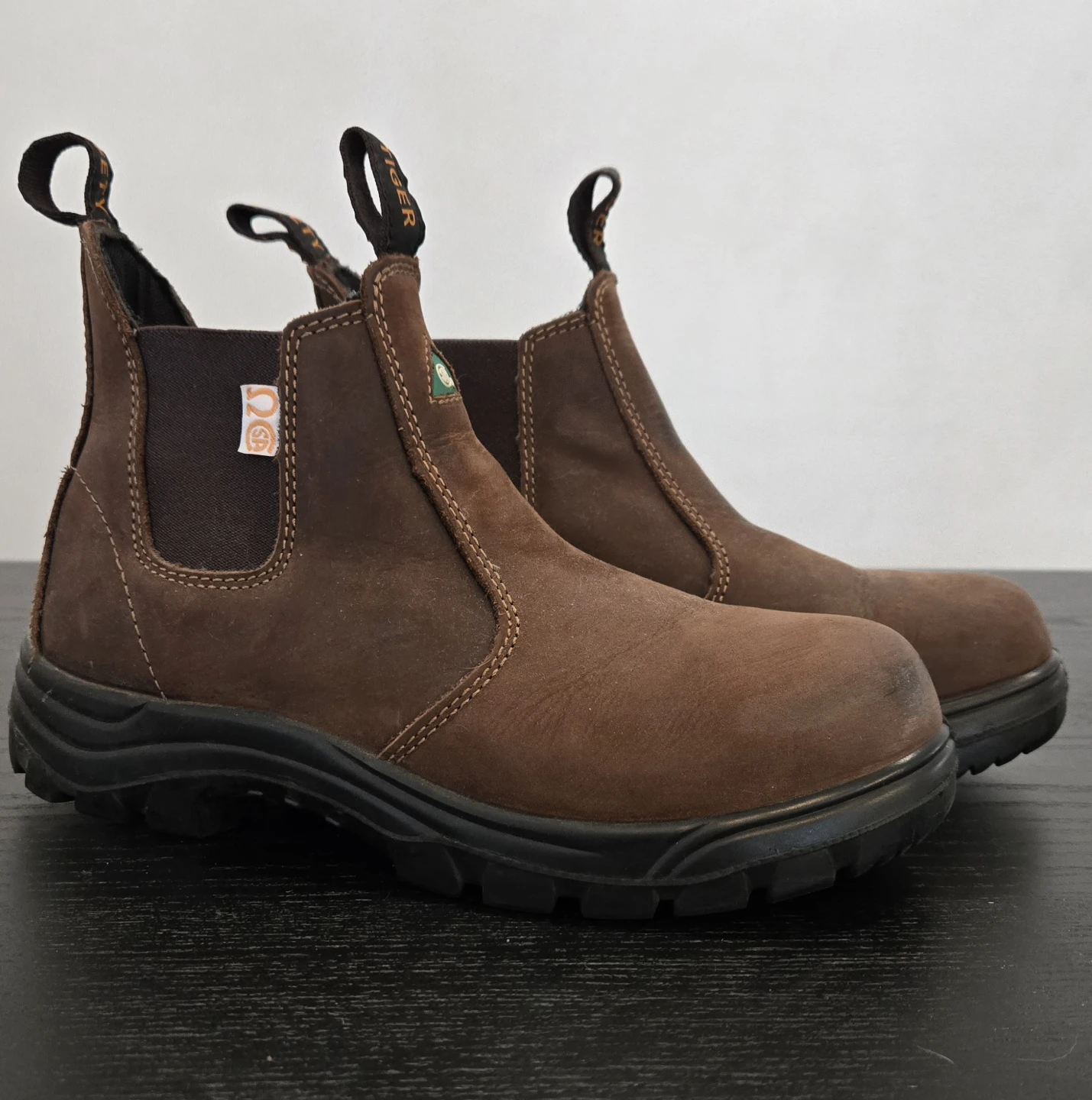 Tiger Safety Boots - Brown - Size 9 - photo 4