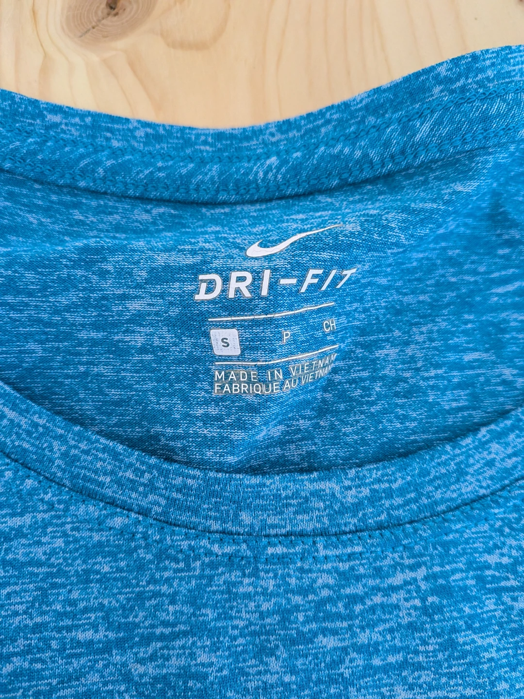 Nike Dri-FIT T-Shirt Size S - photo 2
