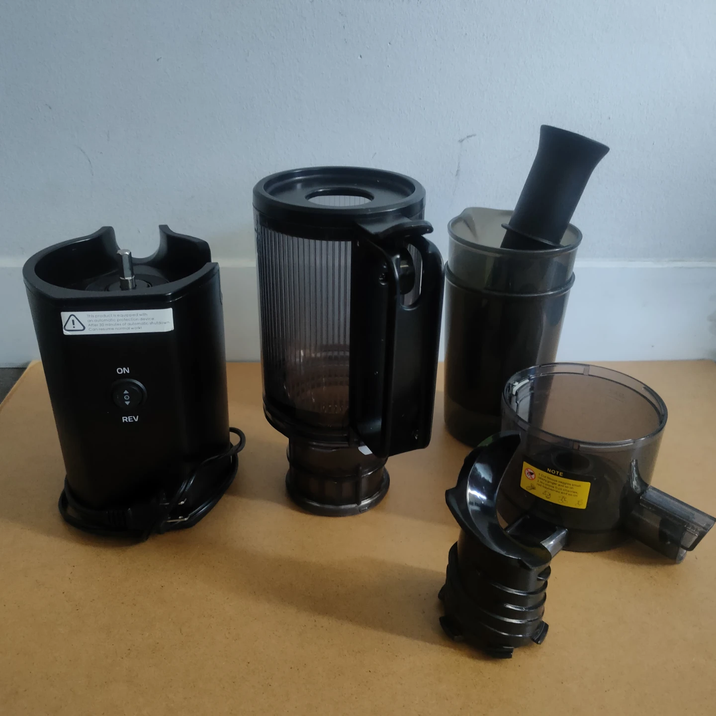 MOS: Canoly Masticating Juicer JE-68 - photo 3
