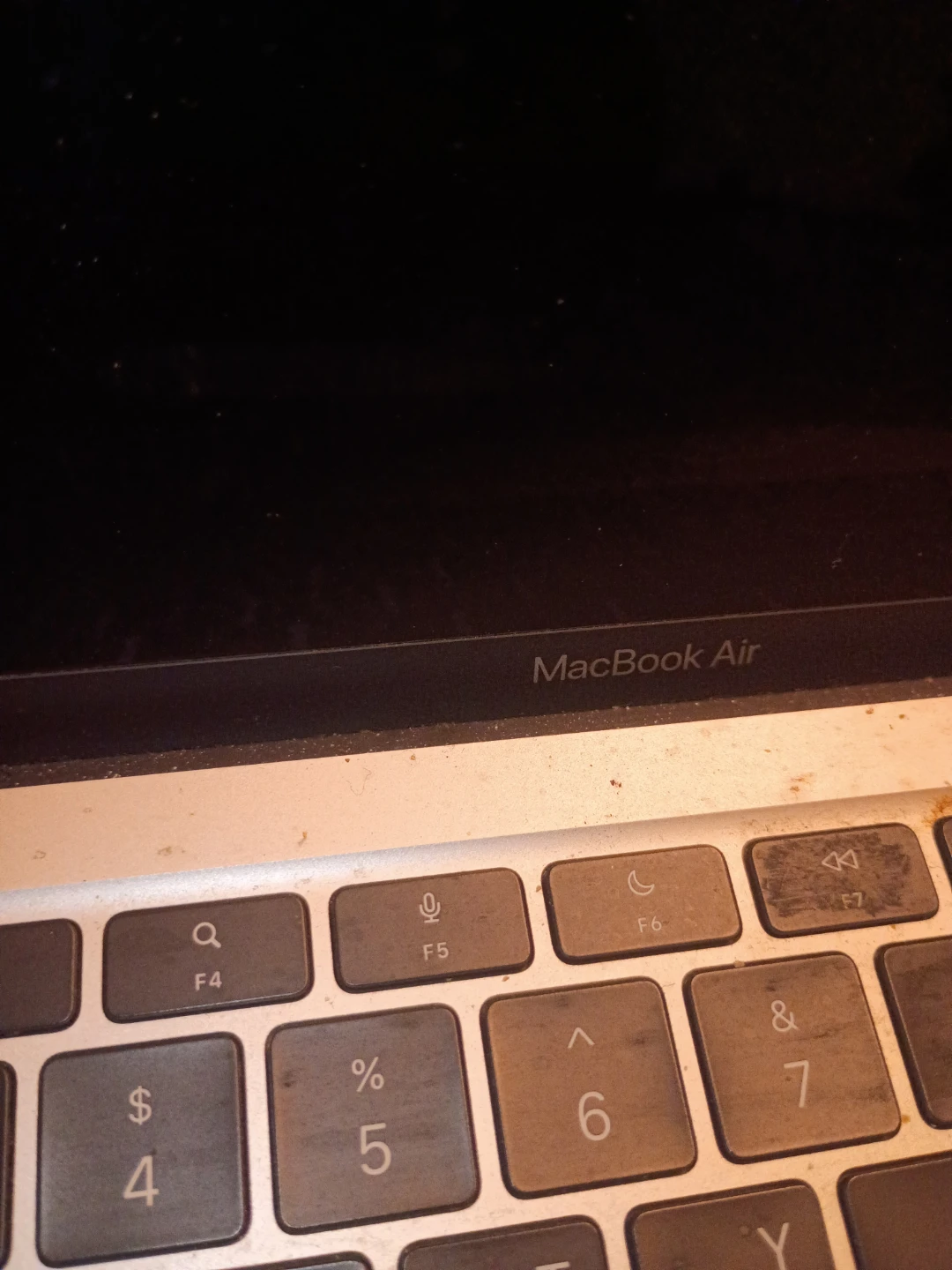 Apple MacBook Pro & MacBook Air Laptops - photo 3