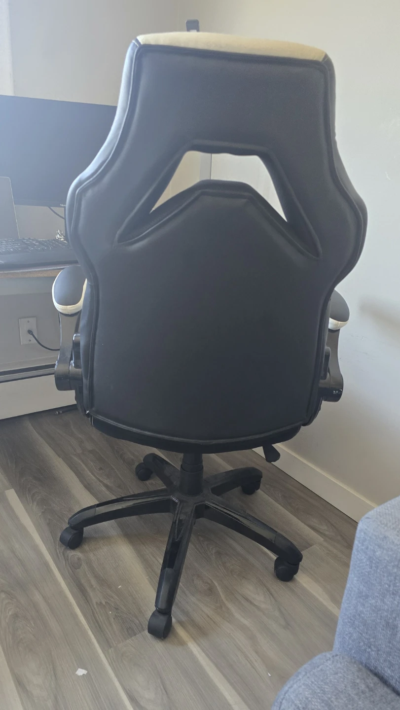 Emerge Gaming Chair - photo 2