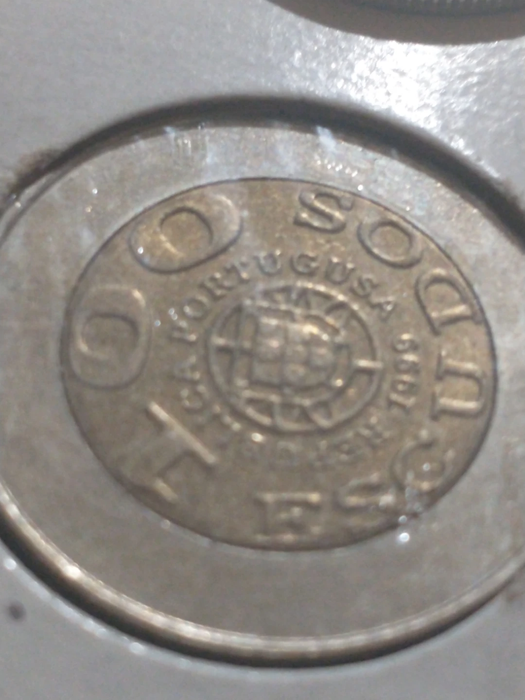 1999 Portugal 100 escudo bimetal error coin KM#722 'portugusa' - photo 4