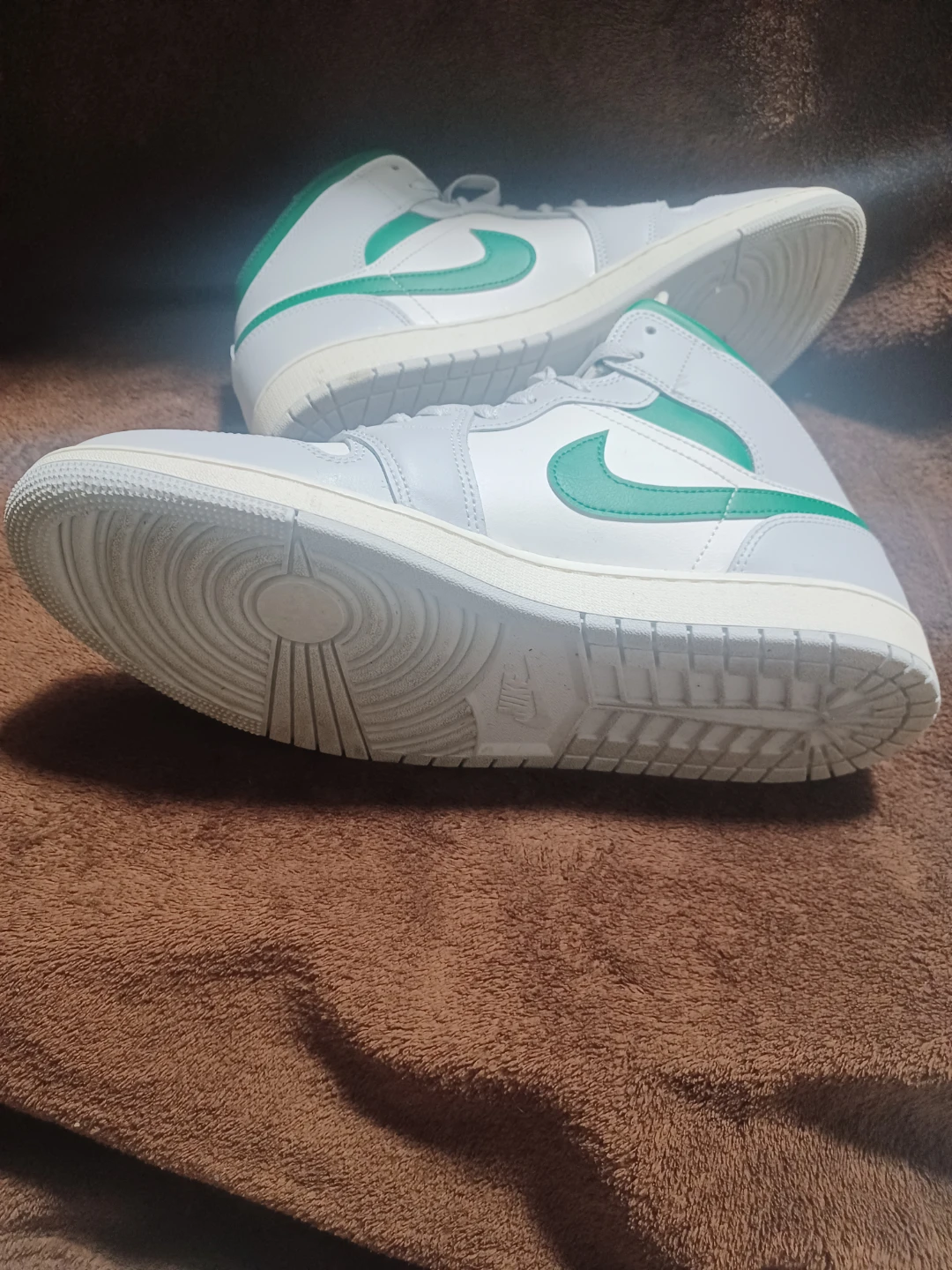 Jordan 1 mid lucky green size 13 - photo 4