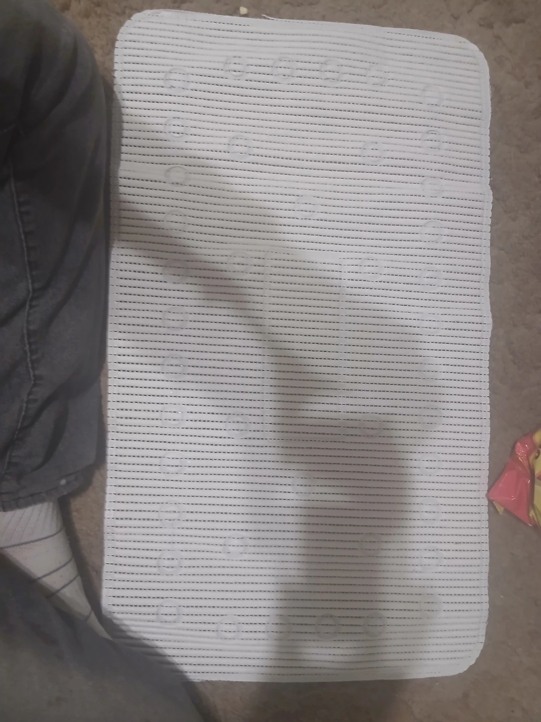 White Bathtub Mat with Suction Cups