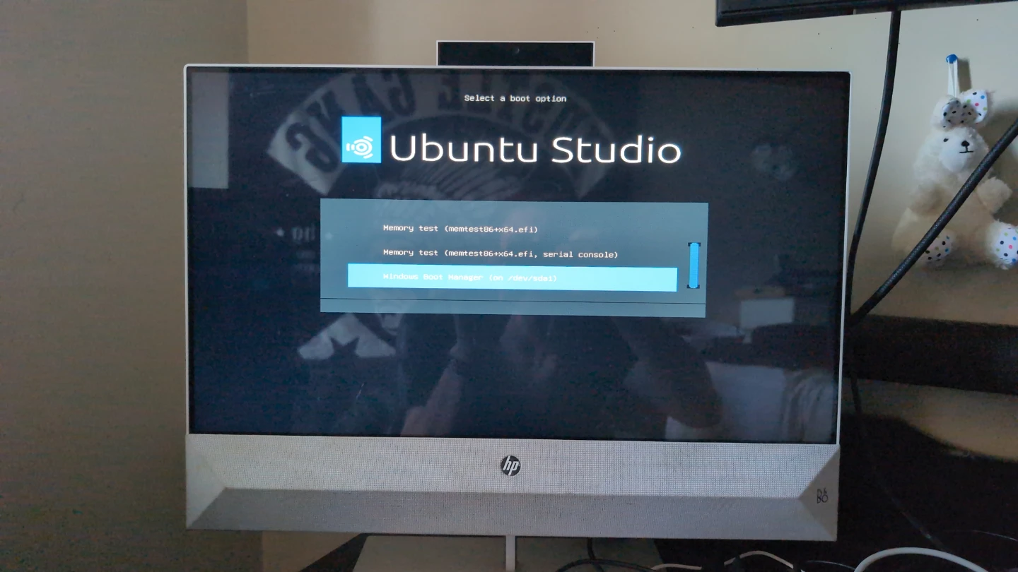 HP Pavilion All-in-One 24-xa0035ug Desktop - photo 5