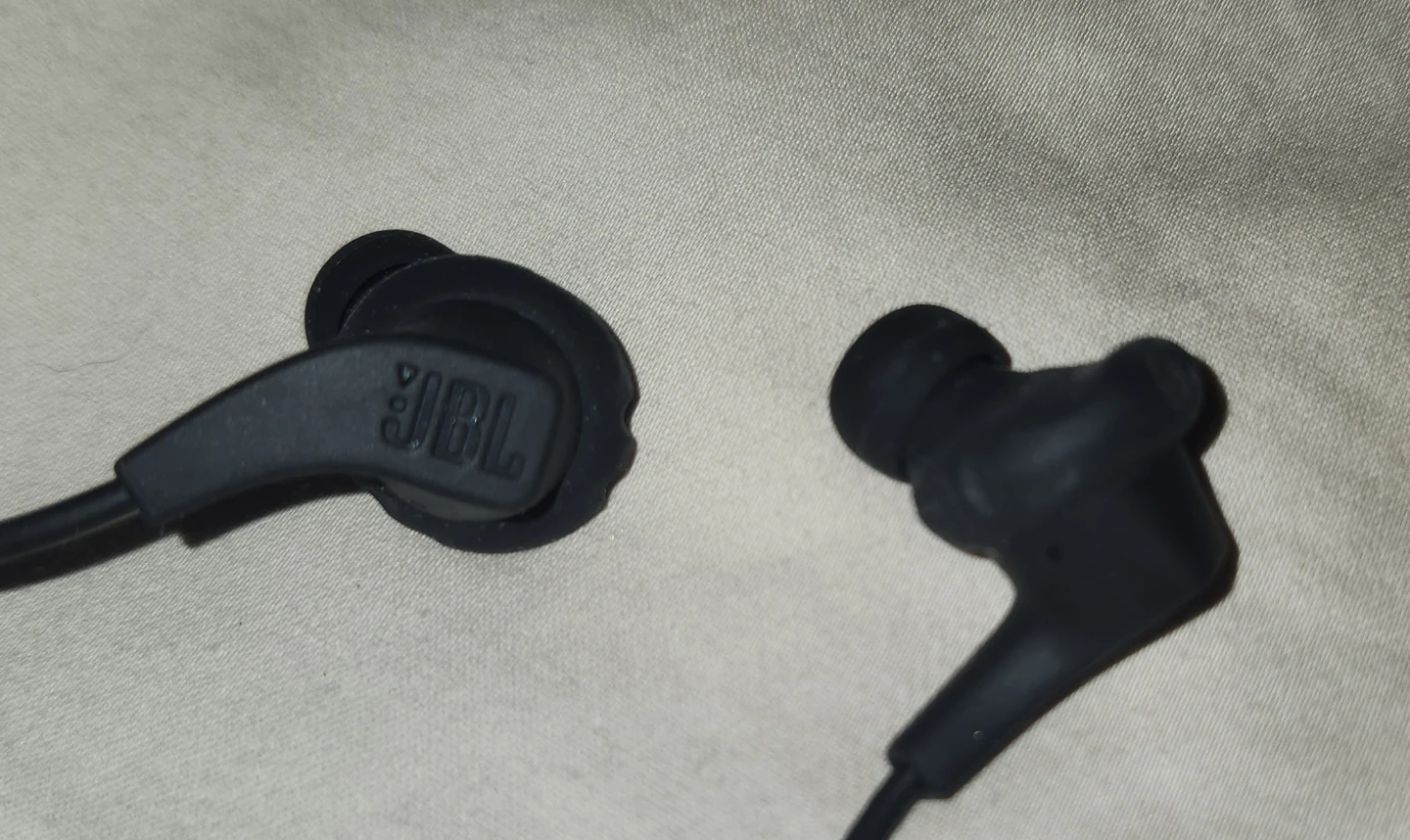 JBL Endurance Run //2 Wired in-ear Earphones