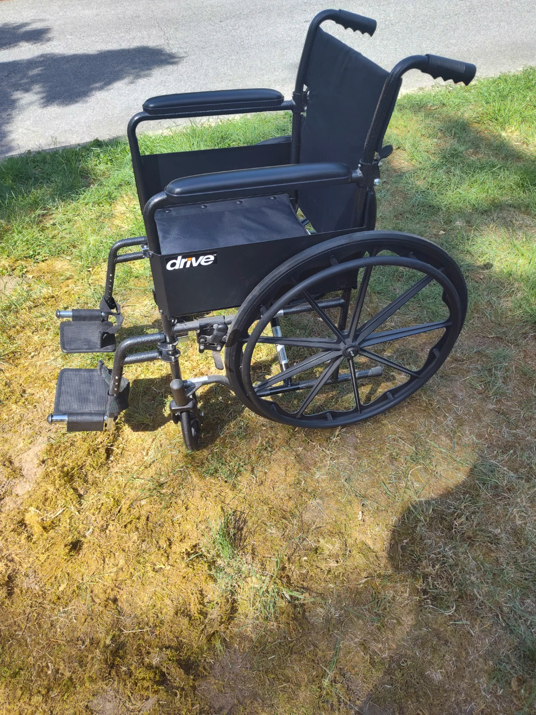 Drive Medical Manual Wheelchair
