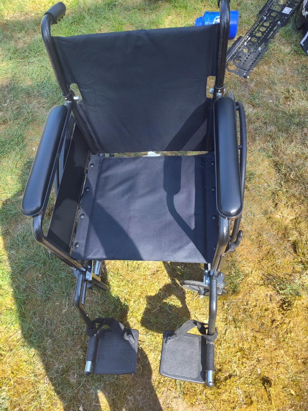Drive Medical Manual Wheelchair - photo 3