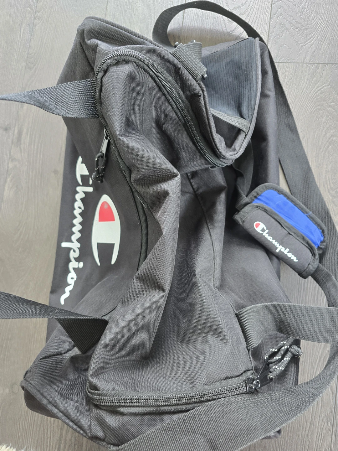 Free duffle bag - photo 2