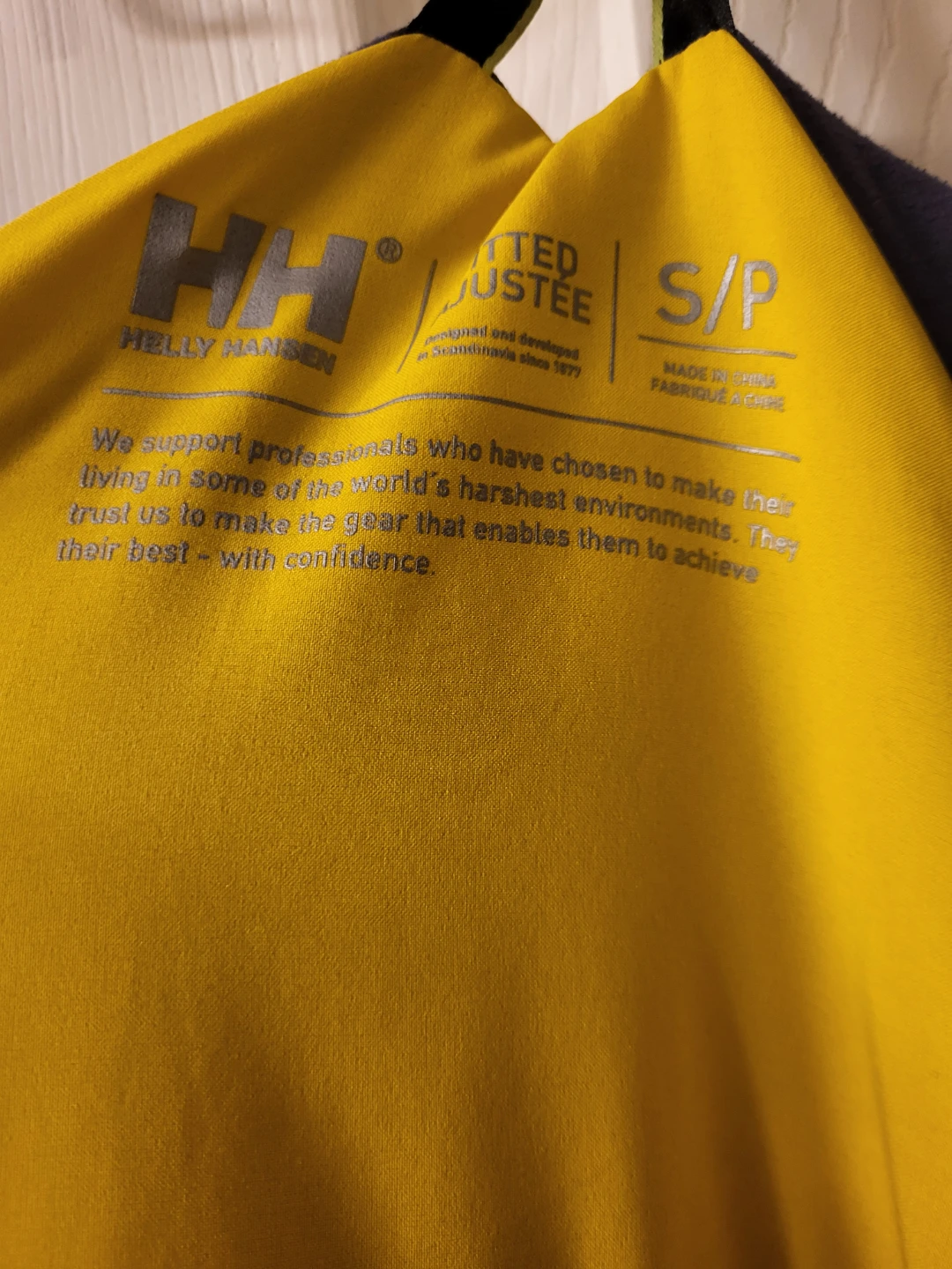 Helly Hansen Jacket - Size S/P - photo 2