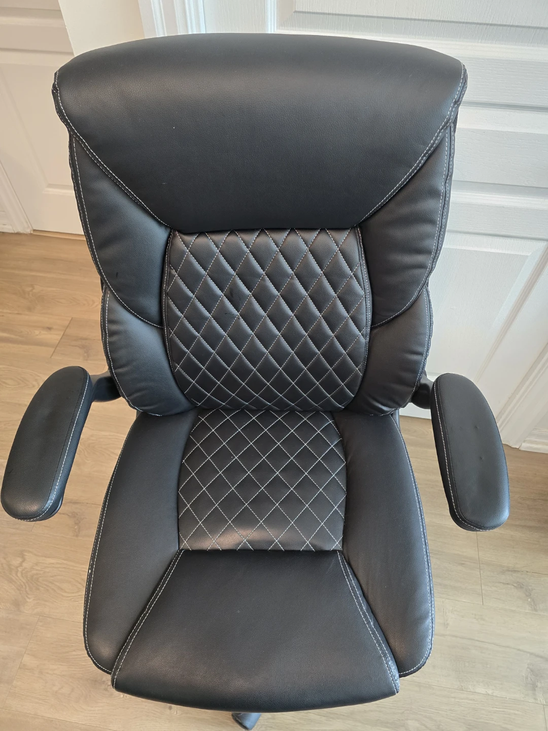 Ergonomic Office Chair with Lumbar support, Flip-up arms - photo 4
