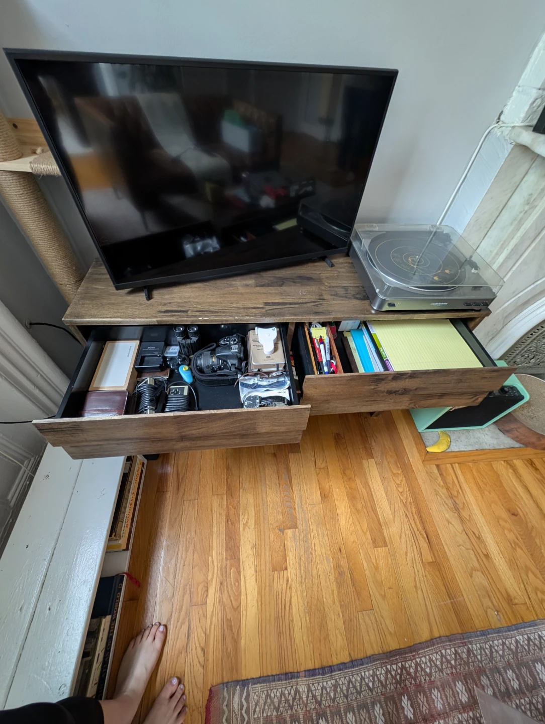 2-drawer Console Table - photo 4
