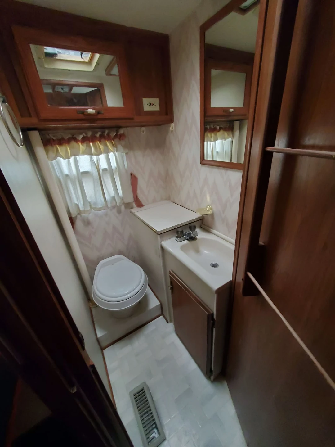 Used RV  for Sale - photo 5