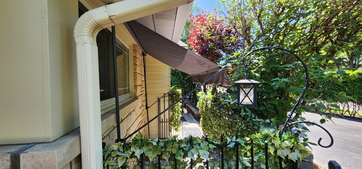 Gray Retractable Awning 10ft x ~7ft - photo 3