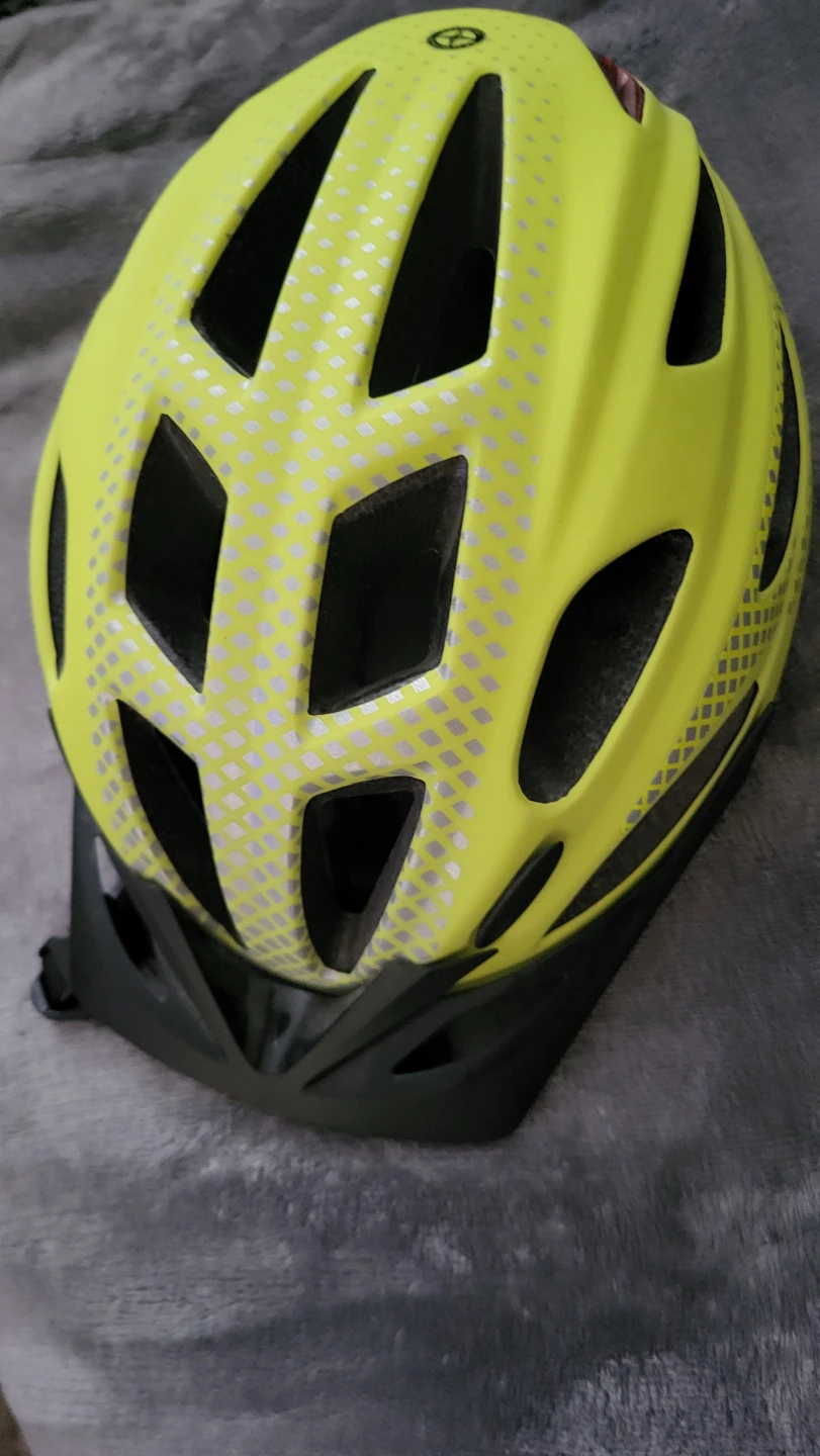 Schwinn Bicycle Helmet - photo 2