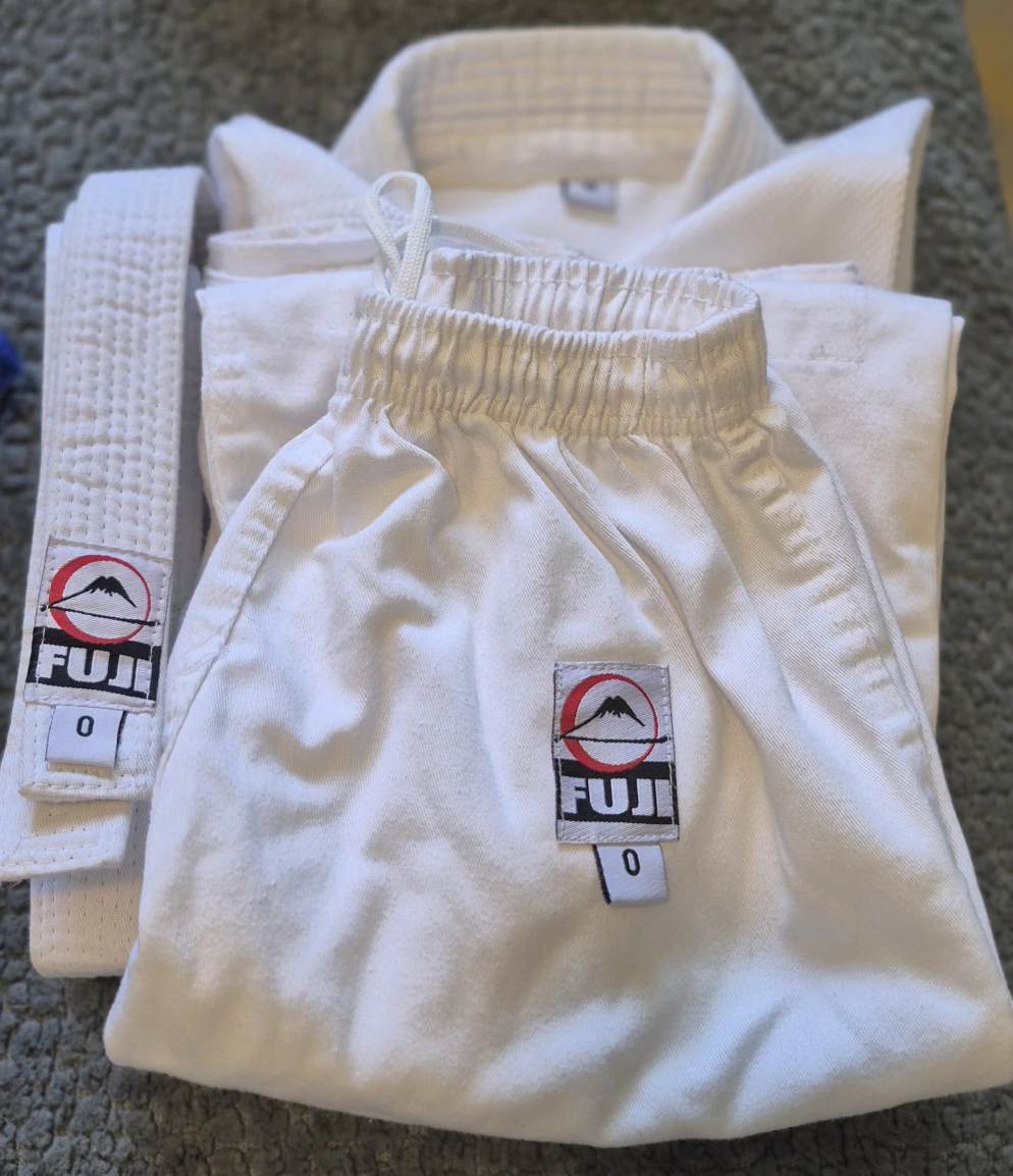 Fuji Judo Gi Size 0