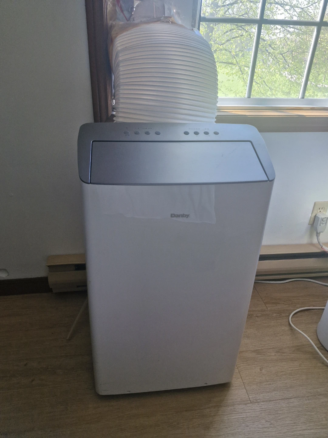 Danby Portable Air Conditioner - photo 3