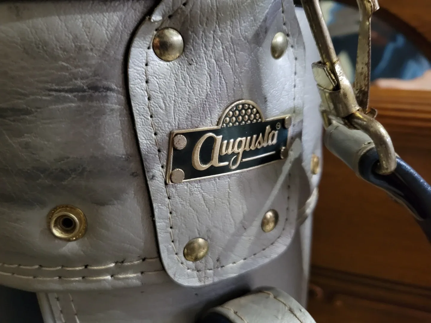 Vintage Augusta Golf Bag & Assorted 7-Club. - photo 2
