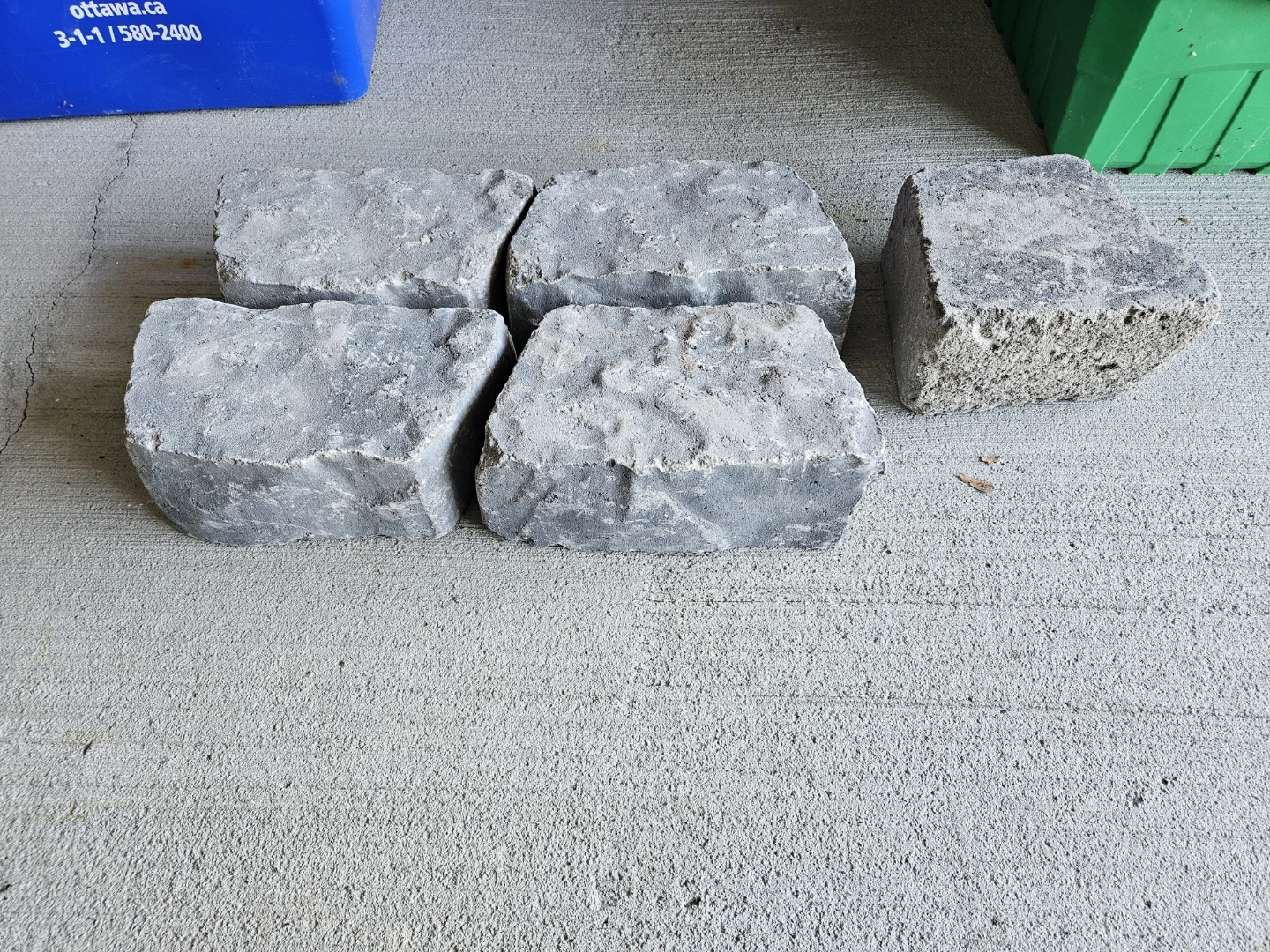 Set of 5 Grey Stone Retaining Wall Blocks