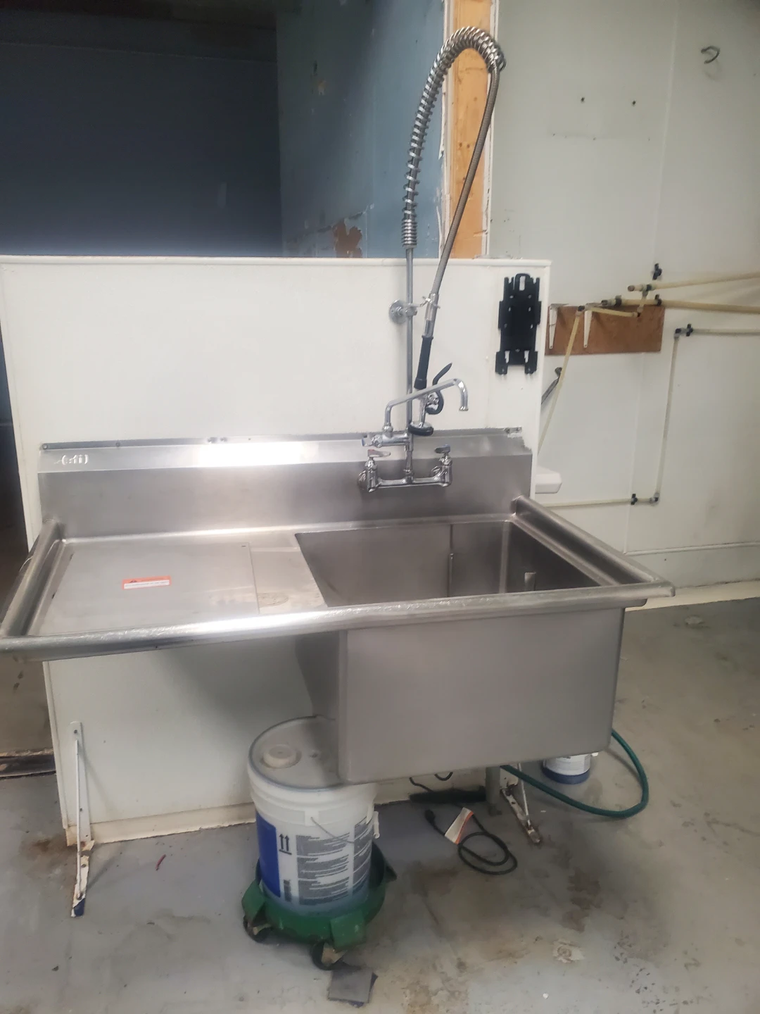 Sinks and cooling equipments - photo 5