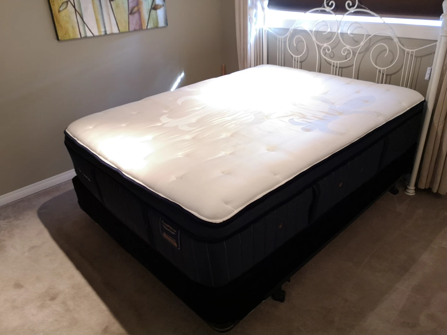 Queen Mattress+ Box Spring ~ Stearns Foster