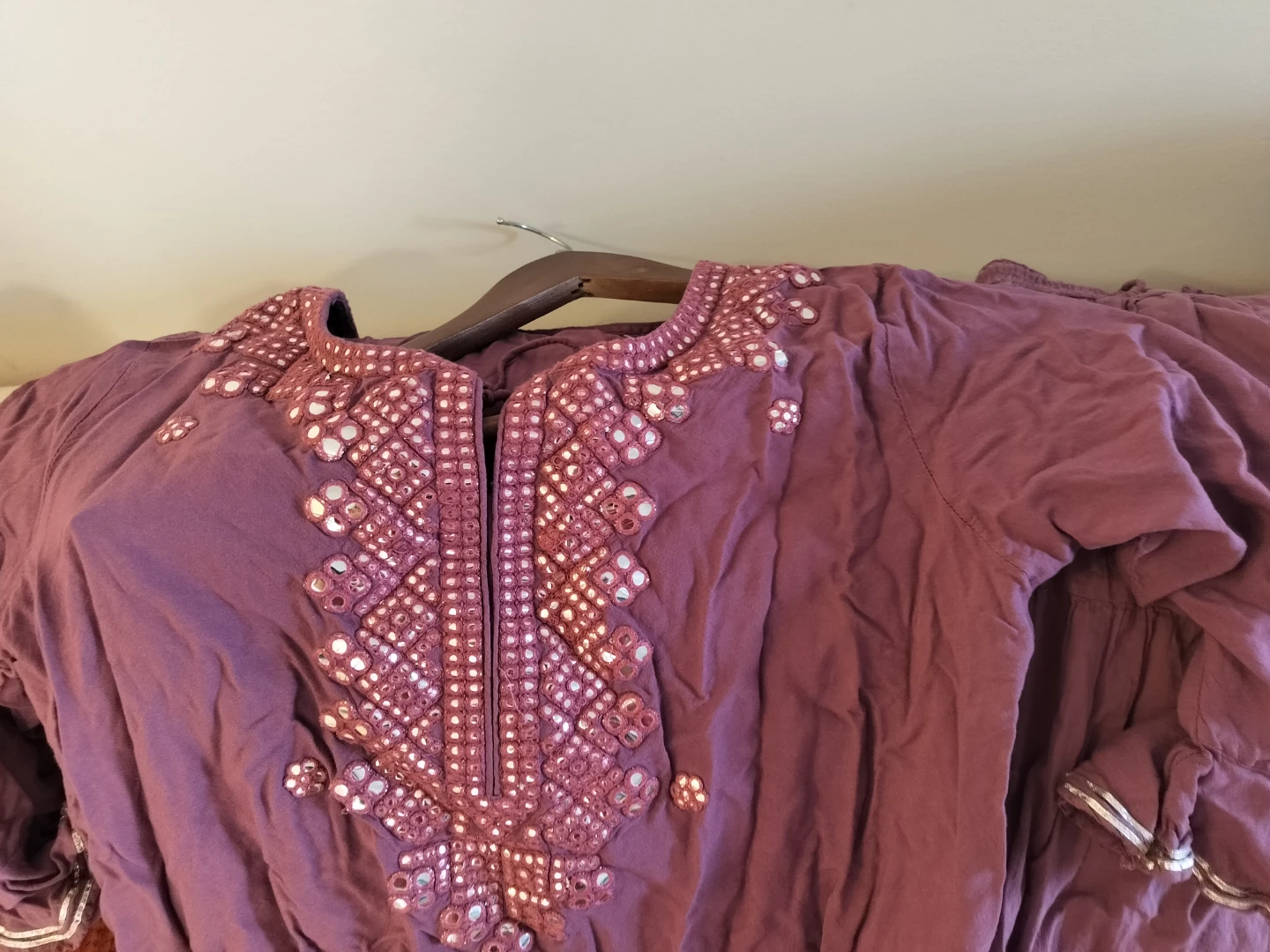 Purple Embroidered Kurti Set with Mirror Work - photo 2