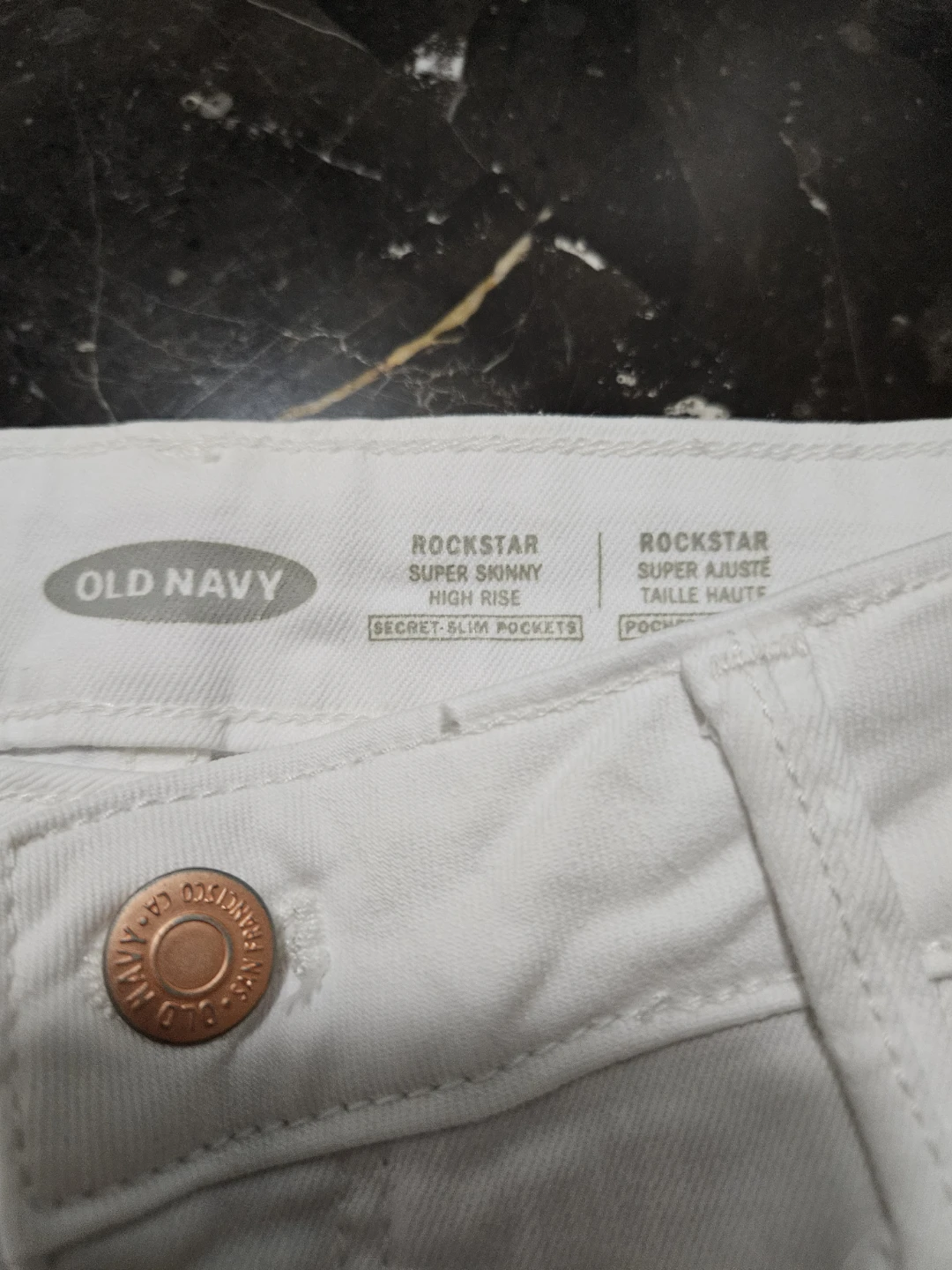 Old Navy Rockstar Super Skinny High Rise White Jeans, Size 8 - photo 3