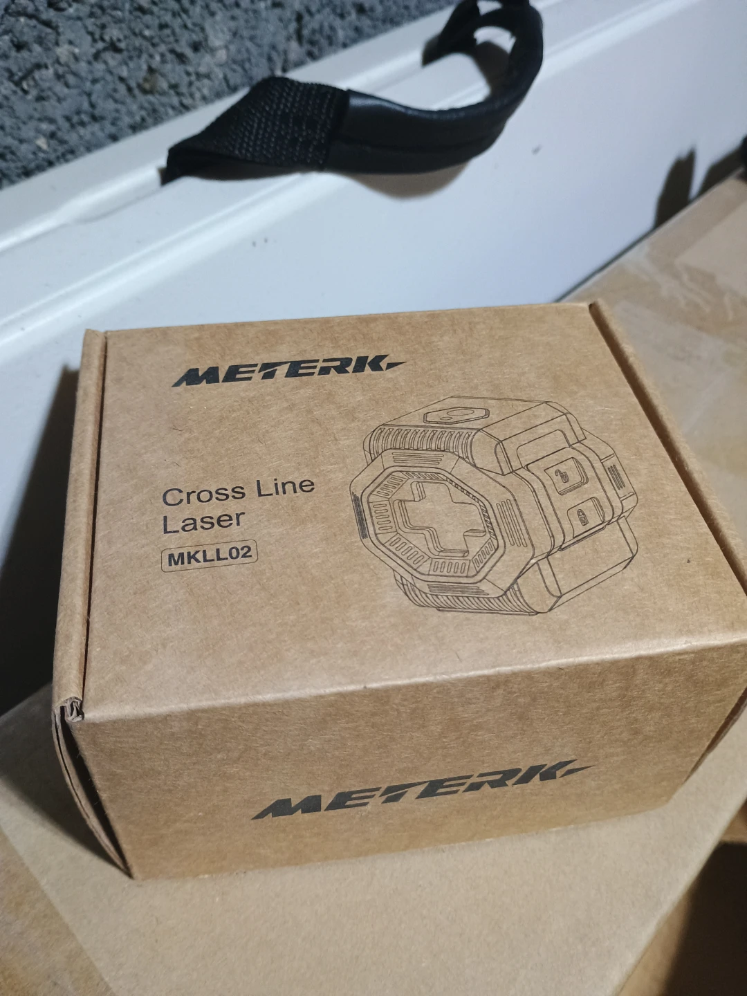 Cross Line Laser Leveler - photo 2